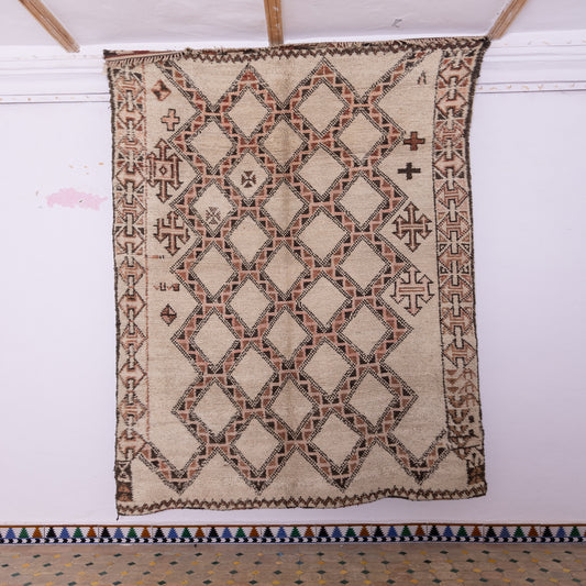 Vintage Moroccan Berber Rug – Handwoven Diamond & Symbolic Pattern