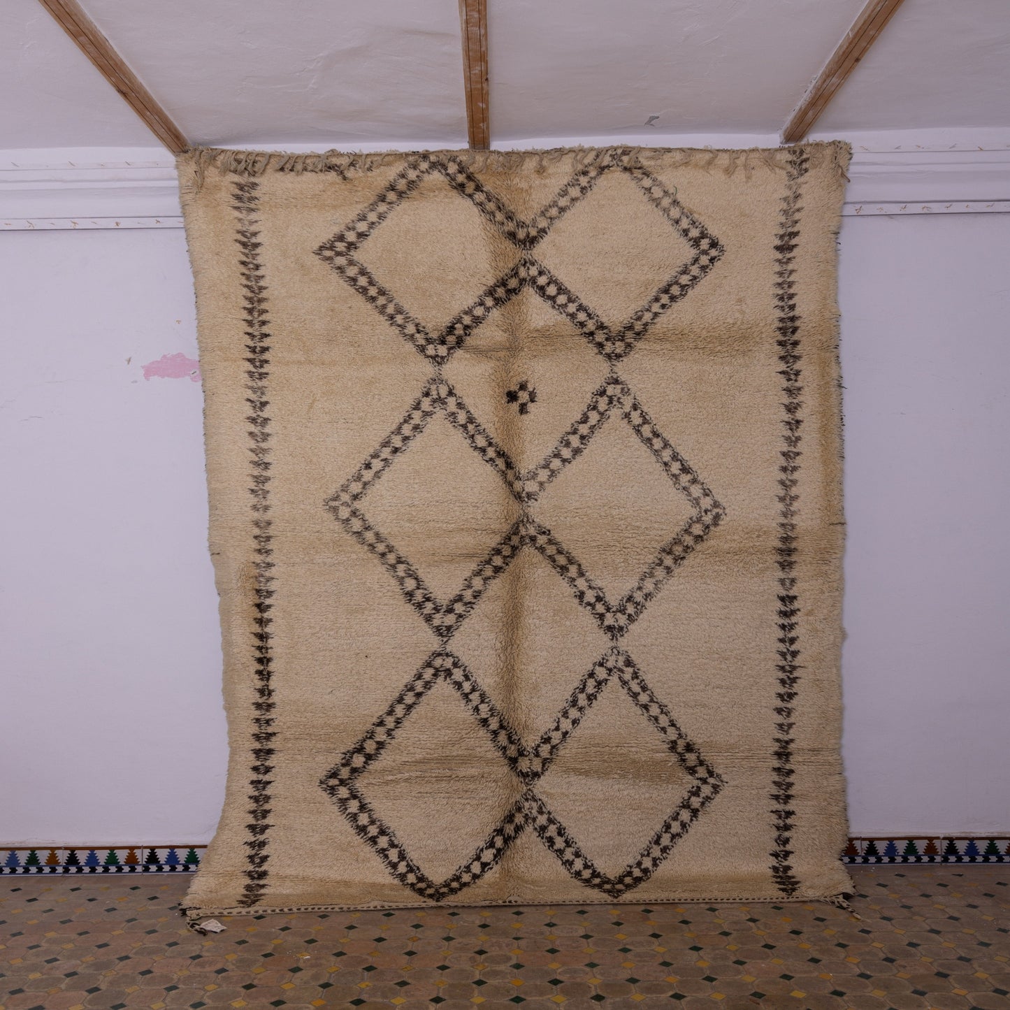 Vintage Beni Ourain Moroccan Rug | Handwoven Wool Berber Carpet with Geometric Diamonds ; 11,65 ft / 7,05 ft