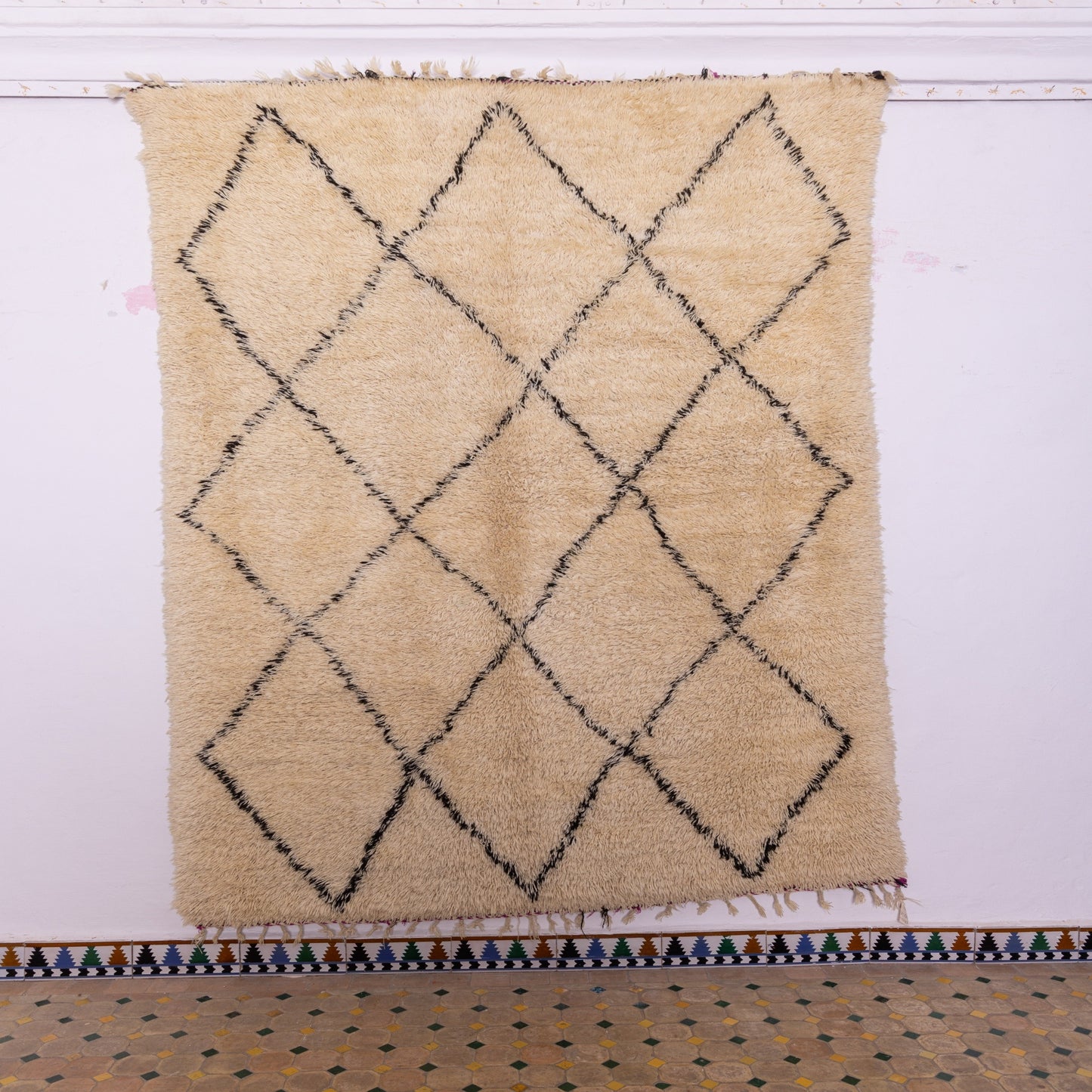 Vintage Moroccan Beni Ourain Rug – Handwoven Wool with Diamond Pattern ;  9,35 ft / 6,23 ft