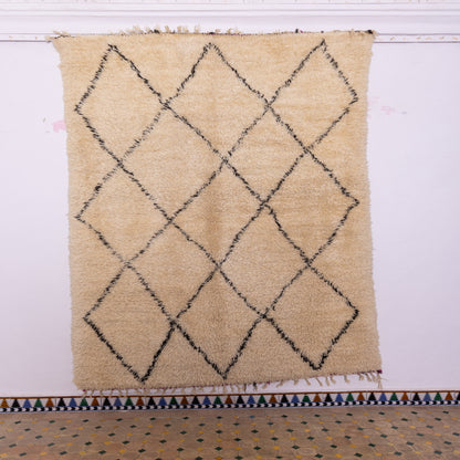 Vintage Moroccan Beni Ourain Rug – Handwoven Wool with Diamond Pattern ;  9,35 ft / 6,23 ft
