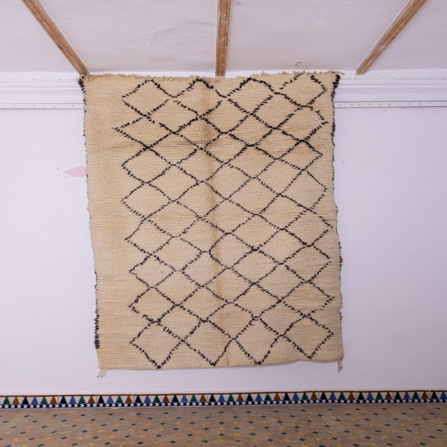 Handmade Moroccan Beni Ourain Rug – Vintage Wool Berber Carpet – Diamond Lattice Pattern ; 9,35 ft  / 6,40 ft