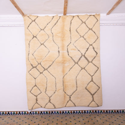 Handmade Moroccan Mrirt Rug – 100% Wool Berber Carpet – Beige & Black Geometric Design – Soft & Luxurious Boho Area Rug