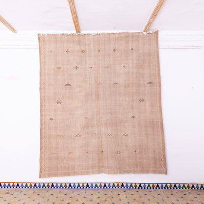 Handwoven Moroccan Akhnif Rug – Elegant Wool & Cotton Berber Carpet ; 9,84 ft / 9,84 ft