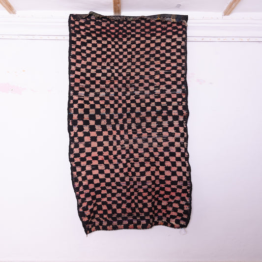 Vintage Moroccan Boucherouite Rug – Black & Pink Checkerboard Pattern – Handmade Berber Carpet