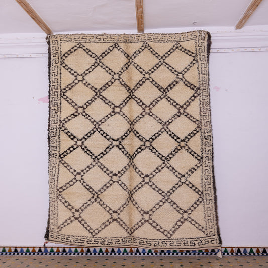 Vintage Moroccan Beni Ourain Rug – Handwoven Wool Berber Carpet – Diamond Lattice & Ornate Border – Bohemian & Rustic Home Decor