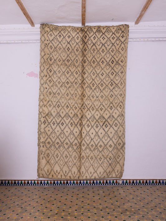 Vintage Moroccan Beni Ourain Rug – Handwoven Wool Berber Carpet – Geometric Diamond Pattern – Rustic & Bohemian Home Decor