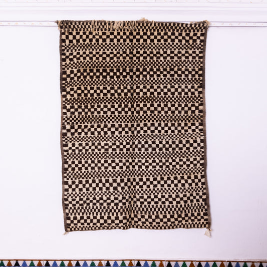 Handwoven Taznakht Moroccan Rug – Black & Beige Striped Checkerboard Wool Blend Carpet – 70% Wool, 30% Cotton – Authentic Berber Tribal Rug
