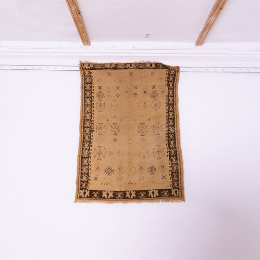 Vintage Taznakht Moroccan Rug - 100% Wool Handwoven Berber Carpet - Minimalist Tribal Design - Rustic & Boho Home Décor