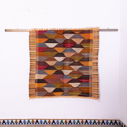 Handwoven Moroccan Akhnif Rug – Geometric Patchwork Beauty ; 4,92 ft /  3,77 ft