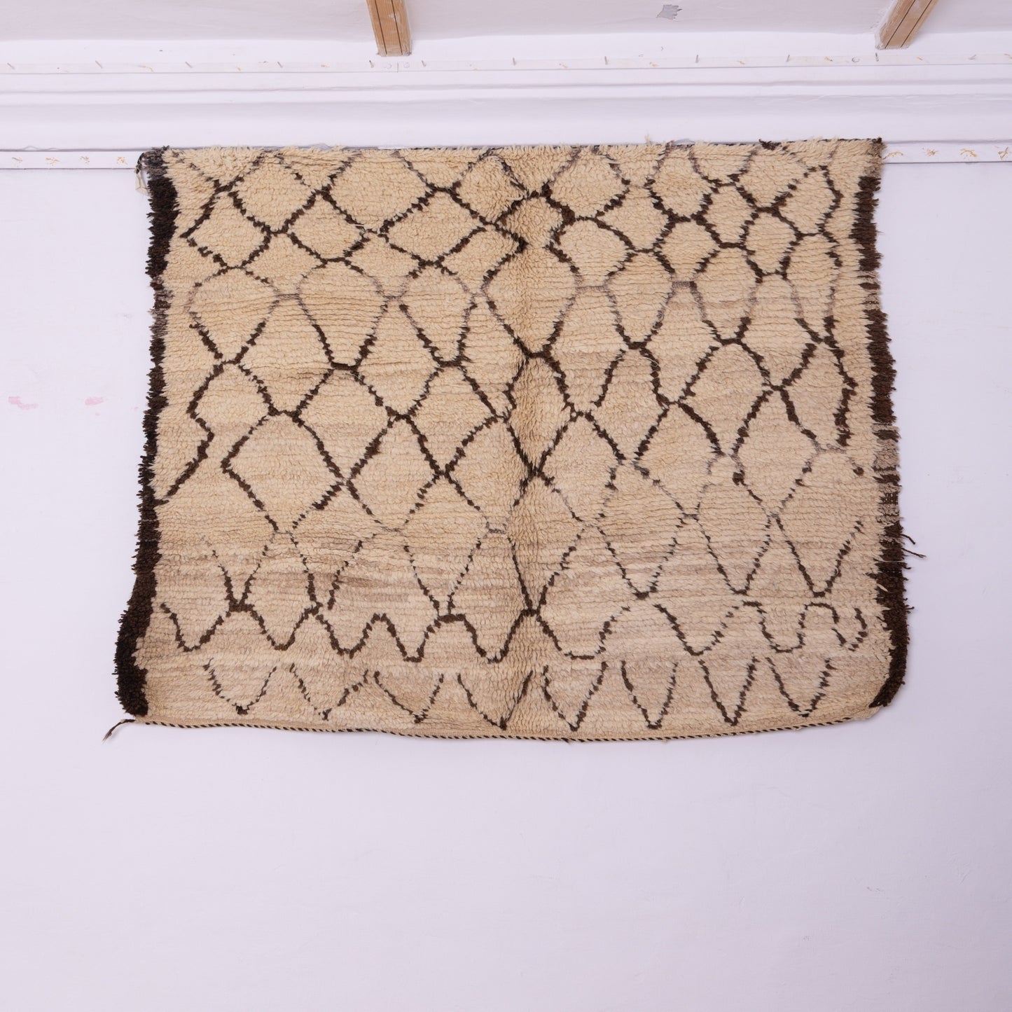 Echoes of Atlas” – Vintage Beni Ourain Rug with Lozenge Lattice