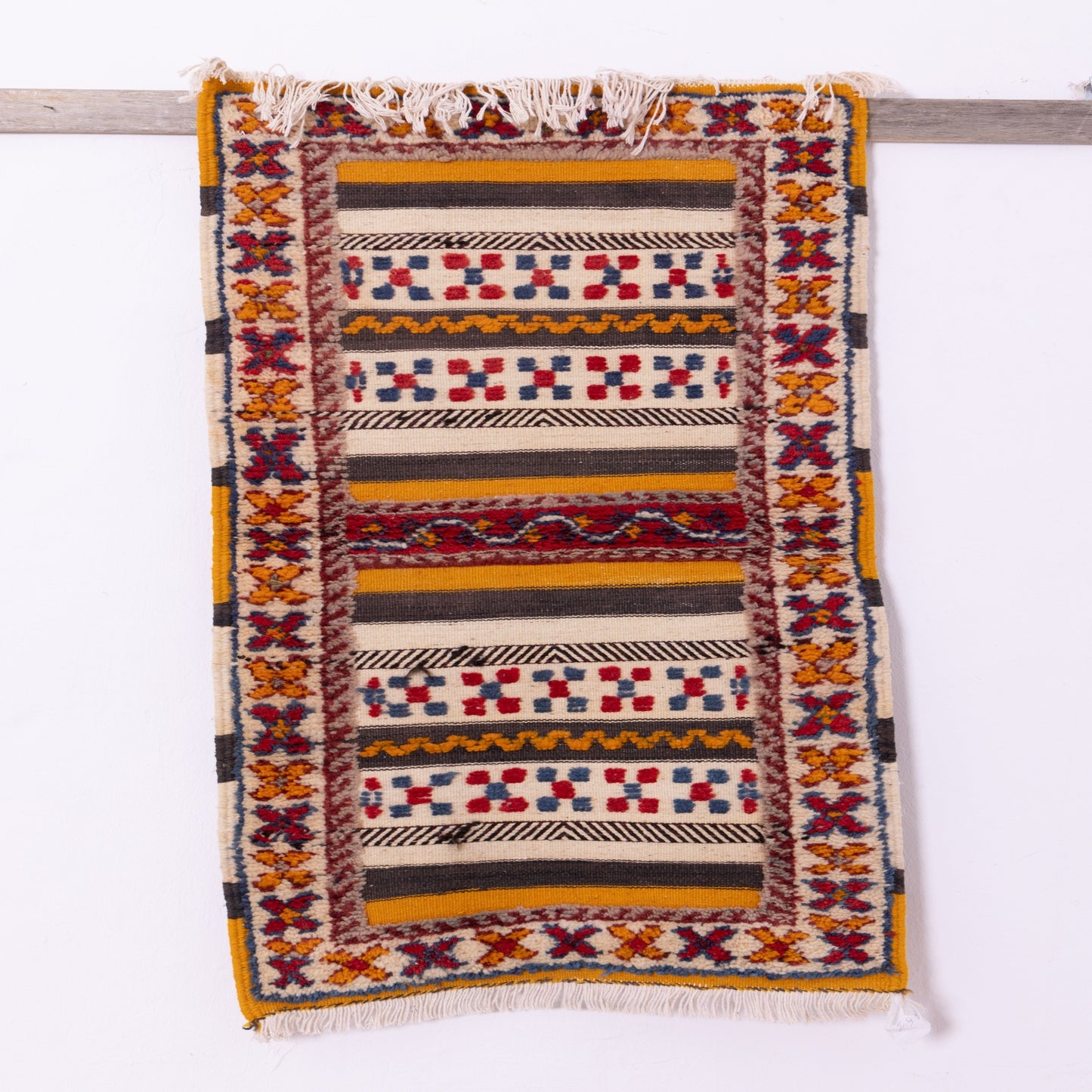 Handwoven Moroccan Akhnif Rug – Tribal Wool & Cotton Tapestry ; 3,61 ft / 1,97 ft