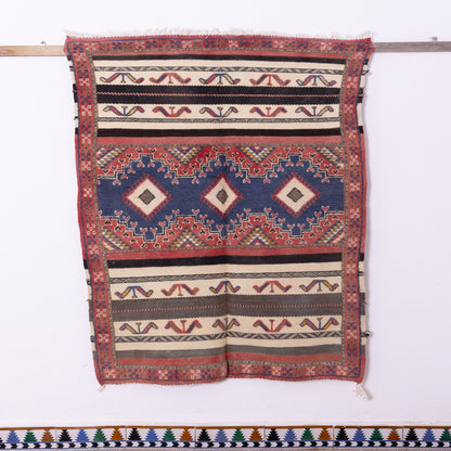 Handwoven Akhnif Moroccan Rug – Tribal Berber Flatweave in Deep Blue & Red ; 5,91 ft / 3,77 ft