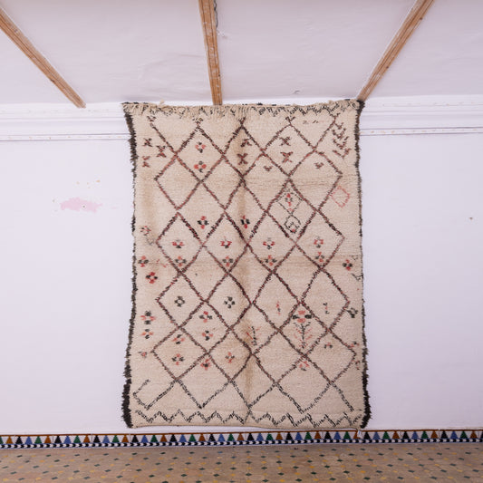 Vintage Moroccan Berber Rug – Handwoven Wool with Subtle Floral Accents