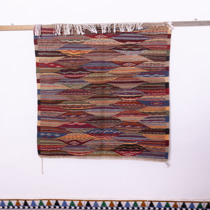 Handwoven Moroccan Akhnif Rug – Rich Geometric Patterns ; 4,92 ft / 3,61 ft