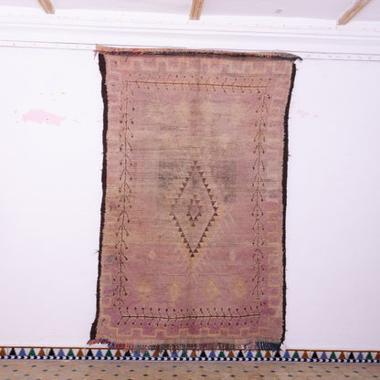 Vintage Moroccan Bjaad Rug – Handwoven Berber Wool Rug – Subtle Mauve & Earthy Tones with Tribal Diamond Motif