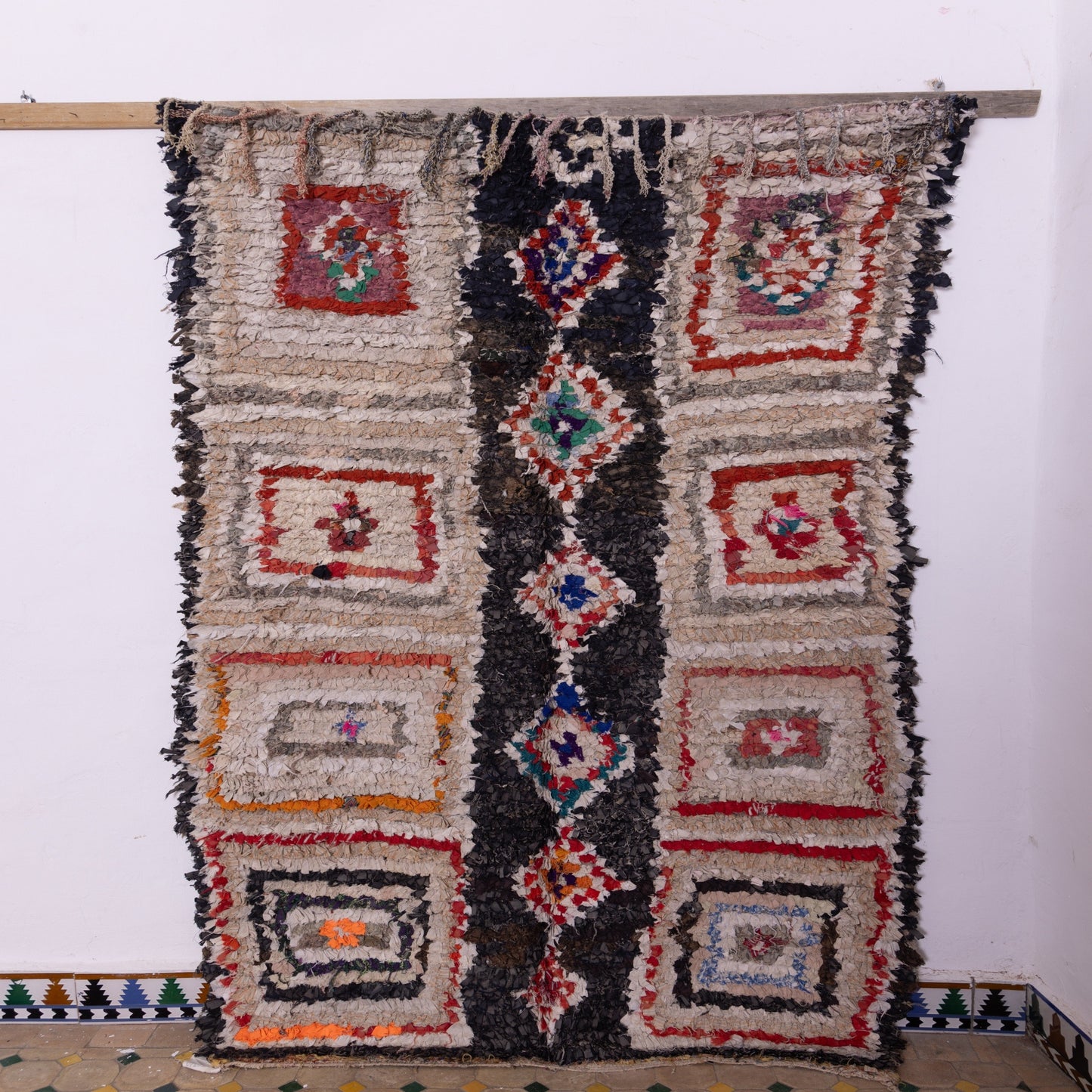 Vintage Moroccan Boucherouite Rug – Geometric Tribal Berber Carpet – Handwoven Shaggy Boho Rug