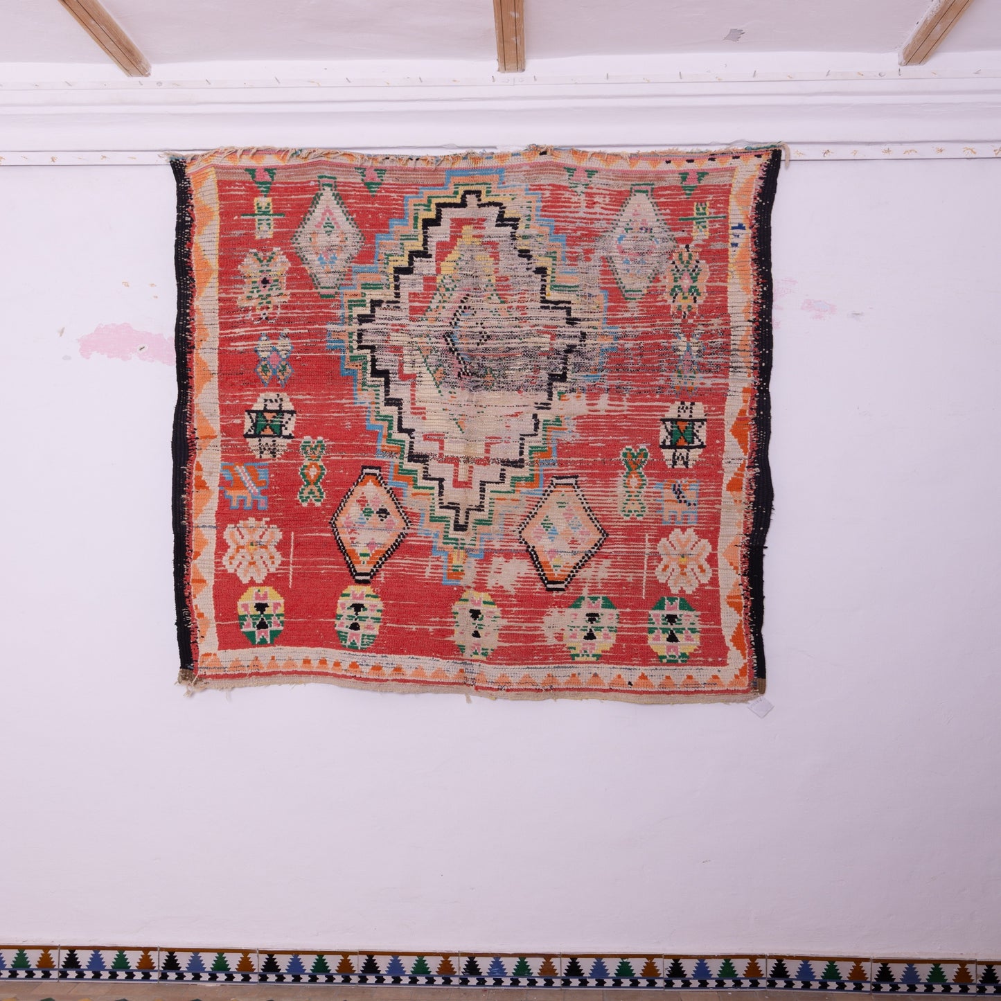 Vintage Moroccan Bjaad Rug – Handwoven Tribal Wool Carpet in Bold Red & Geometric Berber Designs – Authentic Mid-Century Boho Rug