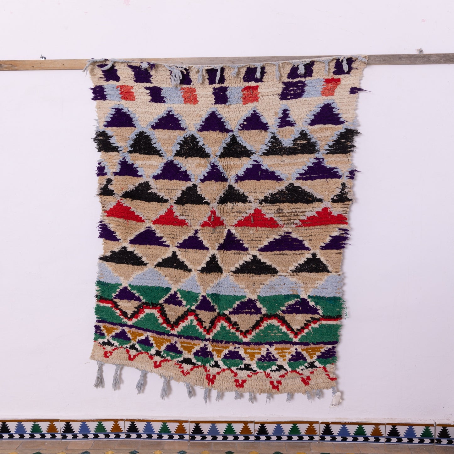 Nomad Peaks – Vintage Moroccan azilale Rug with Tribal Triangles and Fringed Edge