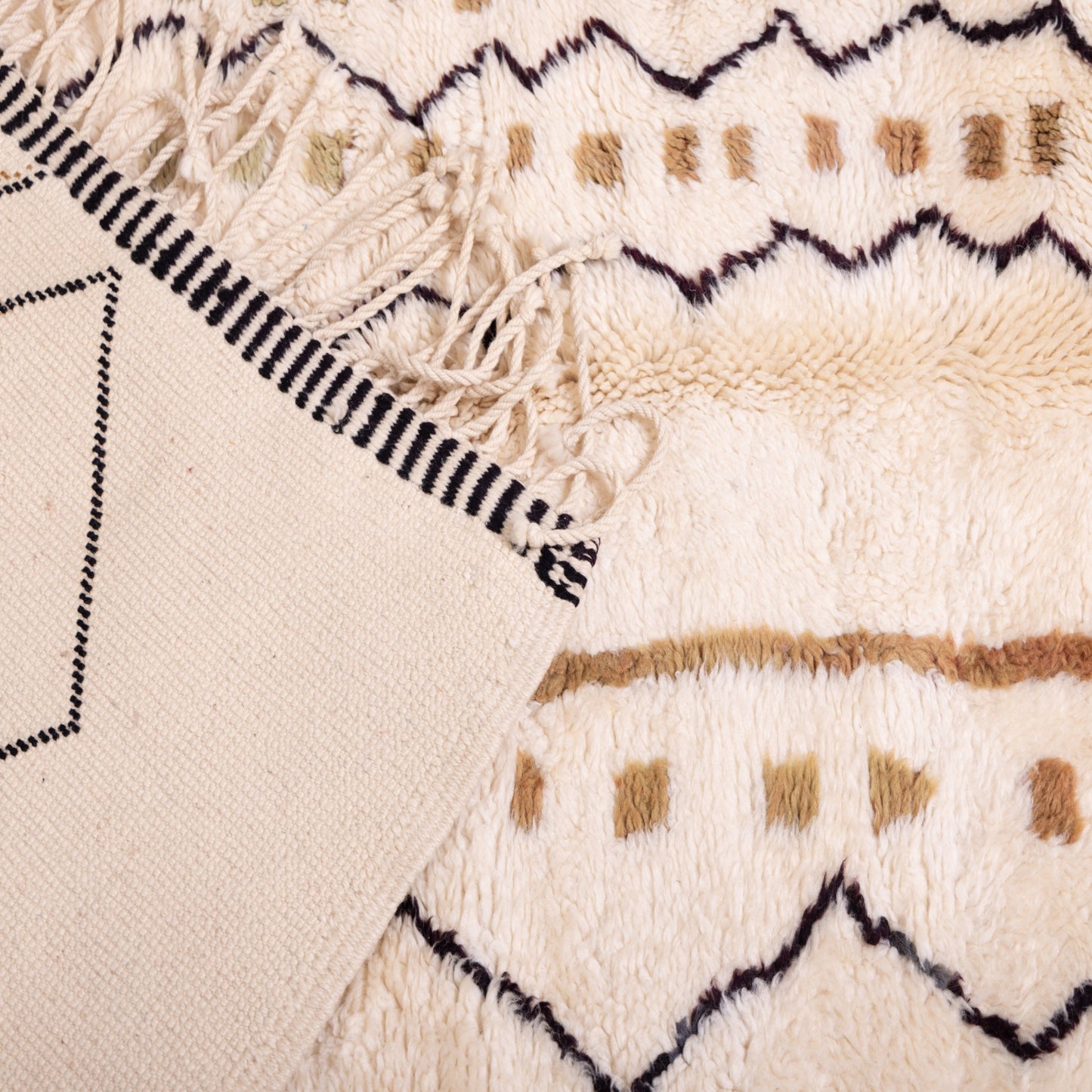 Handmade Mrirt Rug – 100% Wool Moroccan Berber Carpet – Cream & Black Tribal Geometric Wool Rug – Luxury Boho & Minimalist Home Decor