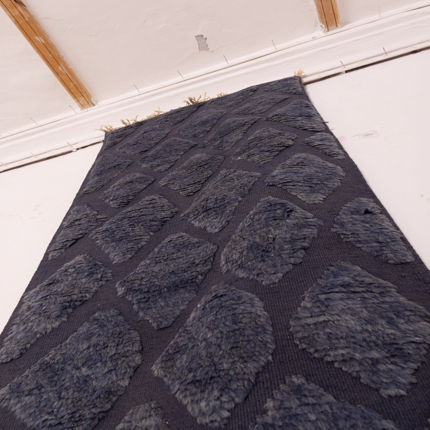 Moroccan Corridor Rug - Handwoven Runner - Dark Blue & Charcoal - Modern Berber Motif