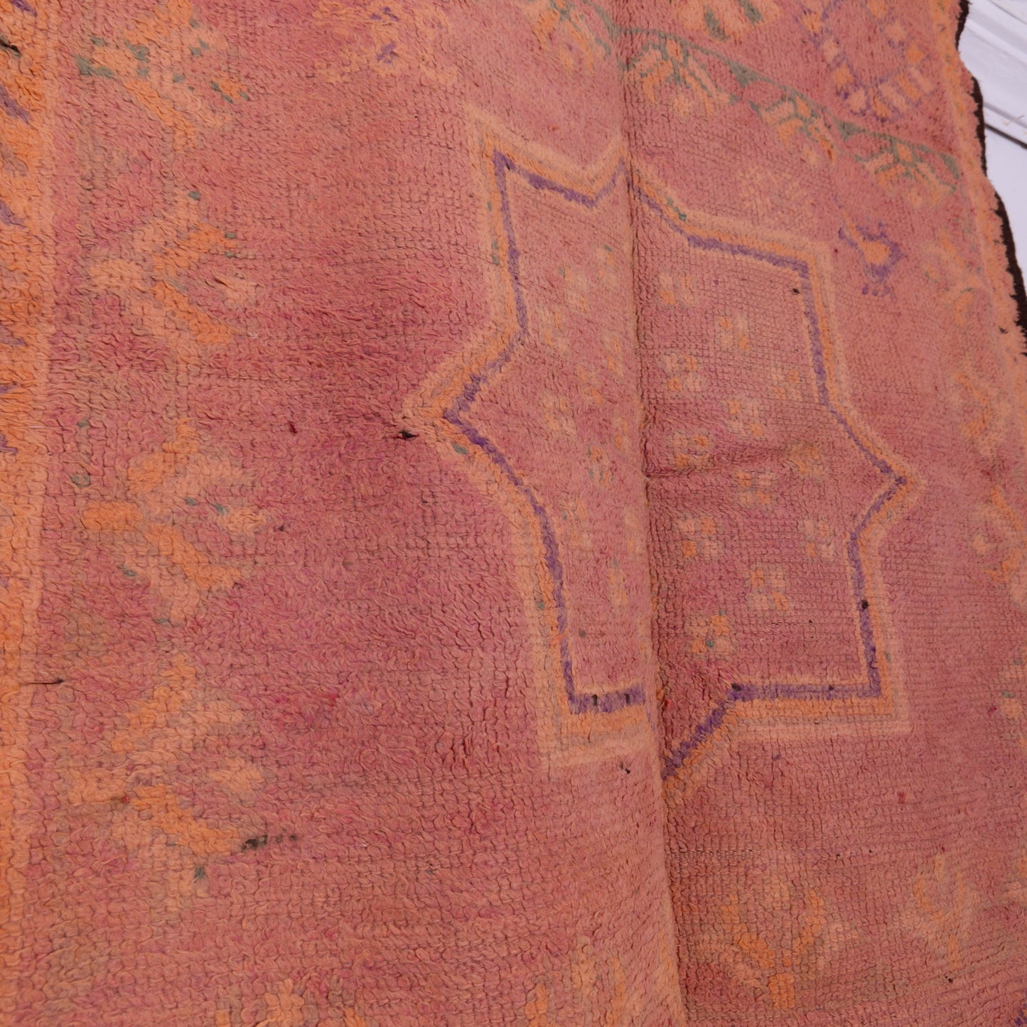 Vintage Moroccan Rehamna Rug – Handmade Berber Wool Carpet with Fiery Red & Orange Tones ; 9,51 ft / 4,92 ft