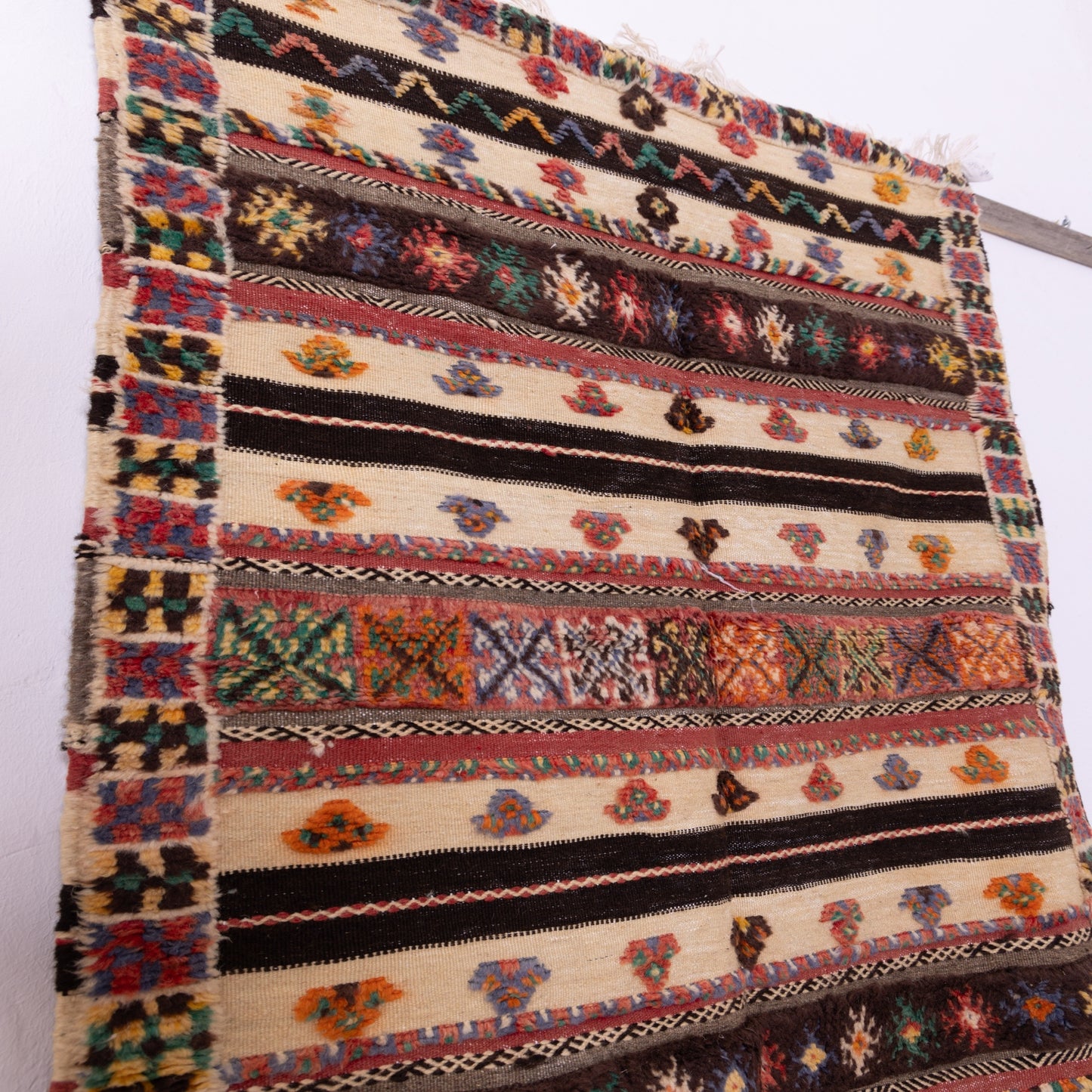 Handwoven Akhnif Moroccan Rug – Authentic Berber Flatweave ; 5,25 ft / 3,12 ft