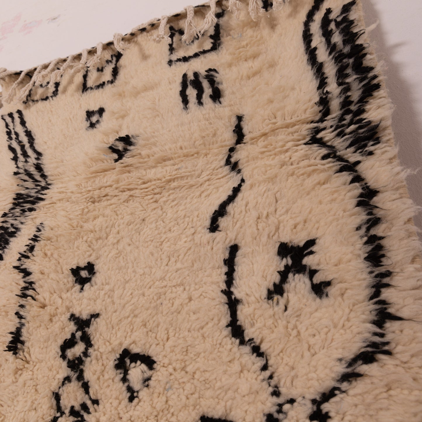Minimalist Azilal Rug - Handmade Moroccan Wool & Cotton Small Rug - Black & White Tribal Boho Decor