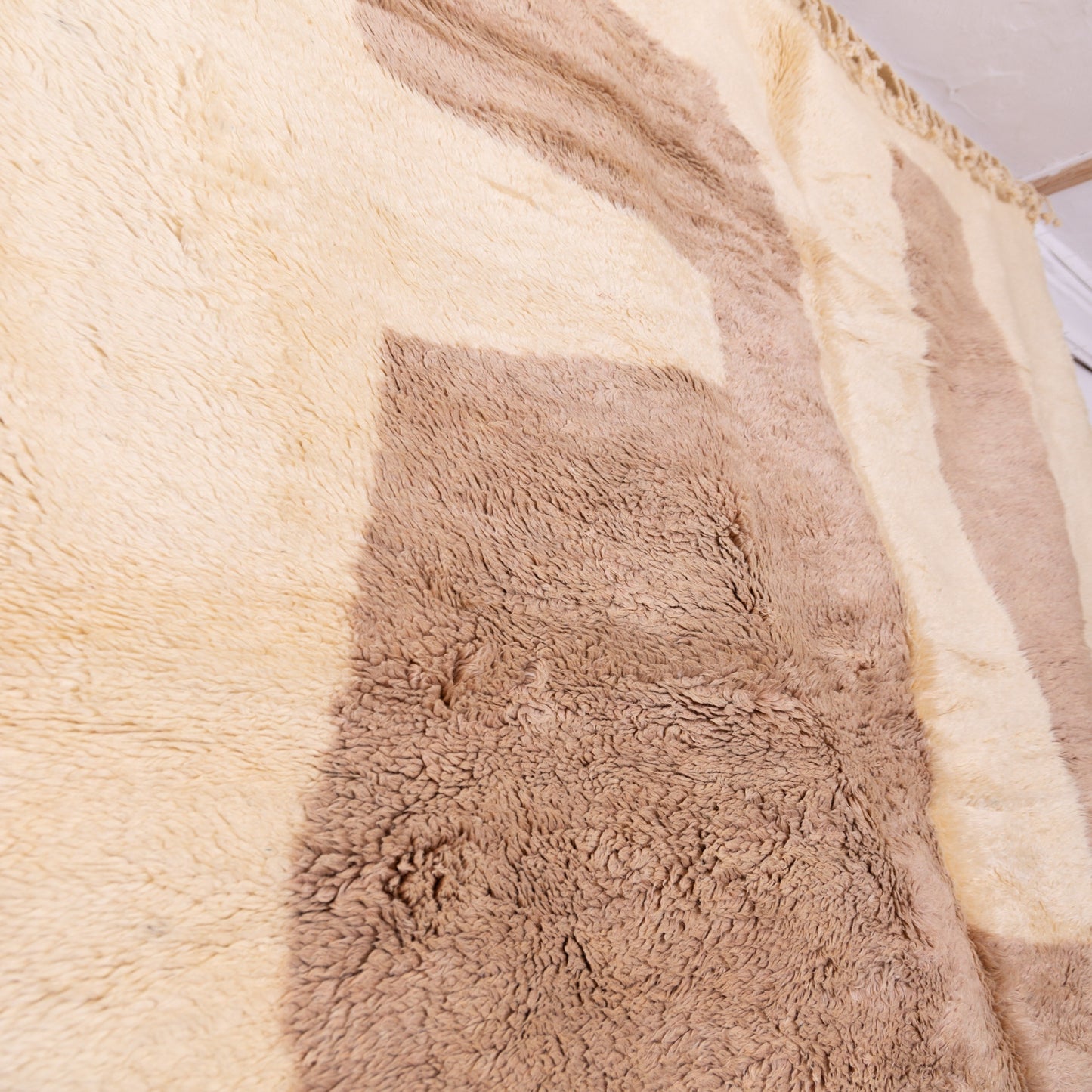 Handmade Mrirt Rug – 100% Wool Moroccan Berber Carpet – Abstract Beige & Brown Art Wool Rug – Luxury Modern & Boho Home Decor
