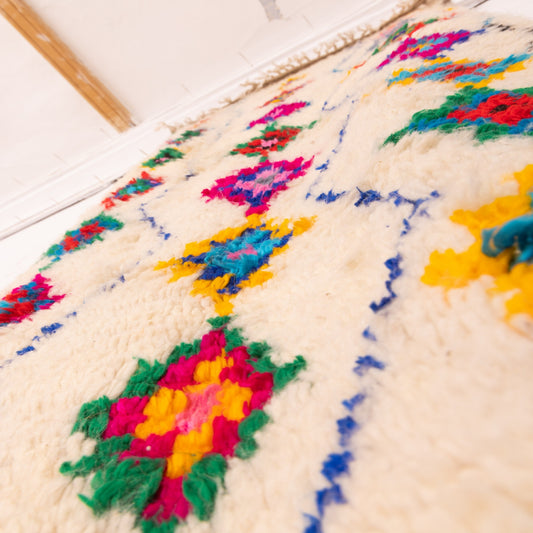 Vintage Moroccan Corridor Runner Rug - Handwoven Wool Hallway Carpet with Multicolor Diamond Motifs - Traditional Berber Tribal Rug