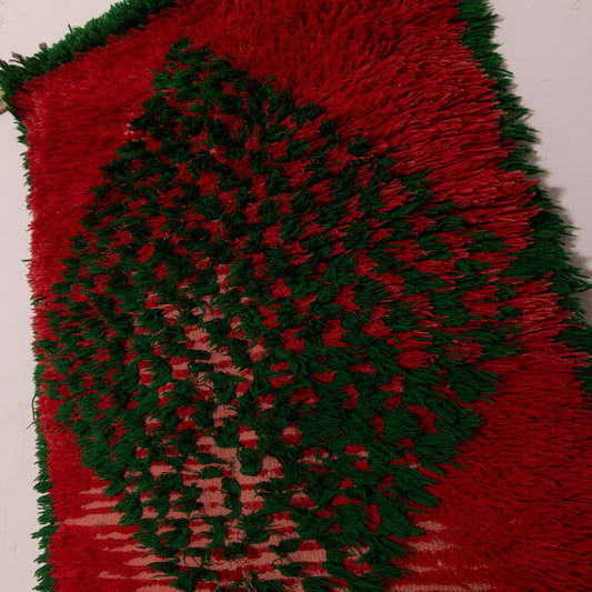 Vintage Moroccan Corridor Runner Rug - Red & Green Berber Wool Carpet - Handwoven Tribal Hallway Rug - Bold Diamond Pattern - 80% Wool 20% Cotton