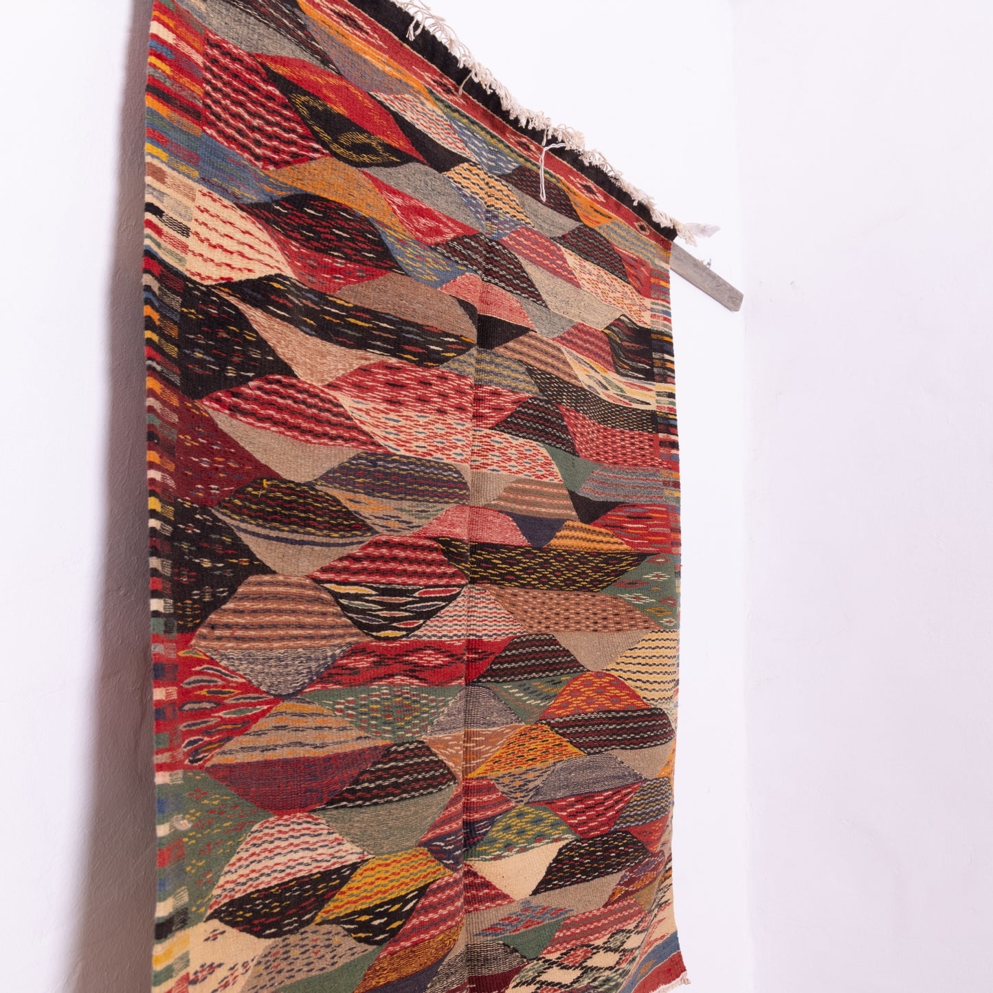 Vintage Moroccan Akhnif Rug – Handmade Berber Wool Carpet ; 5,09 ft / 3,28 ft