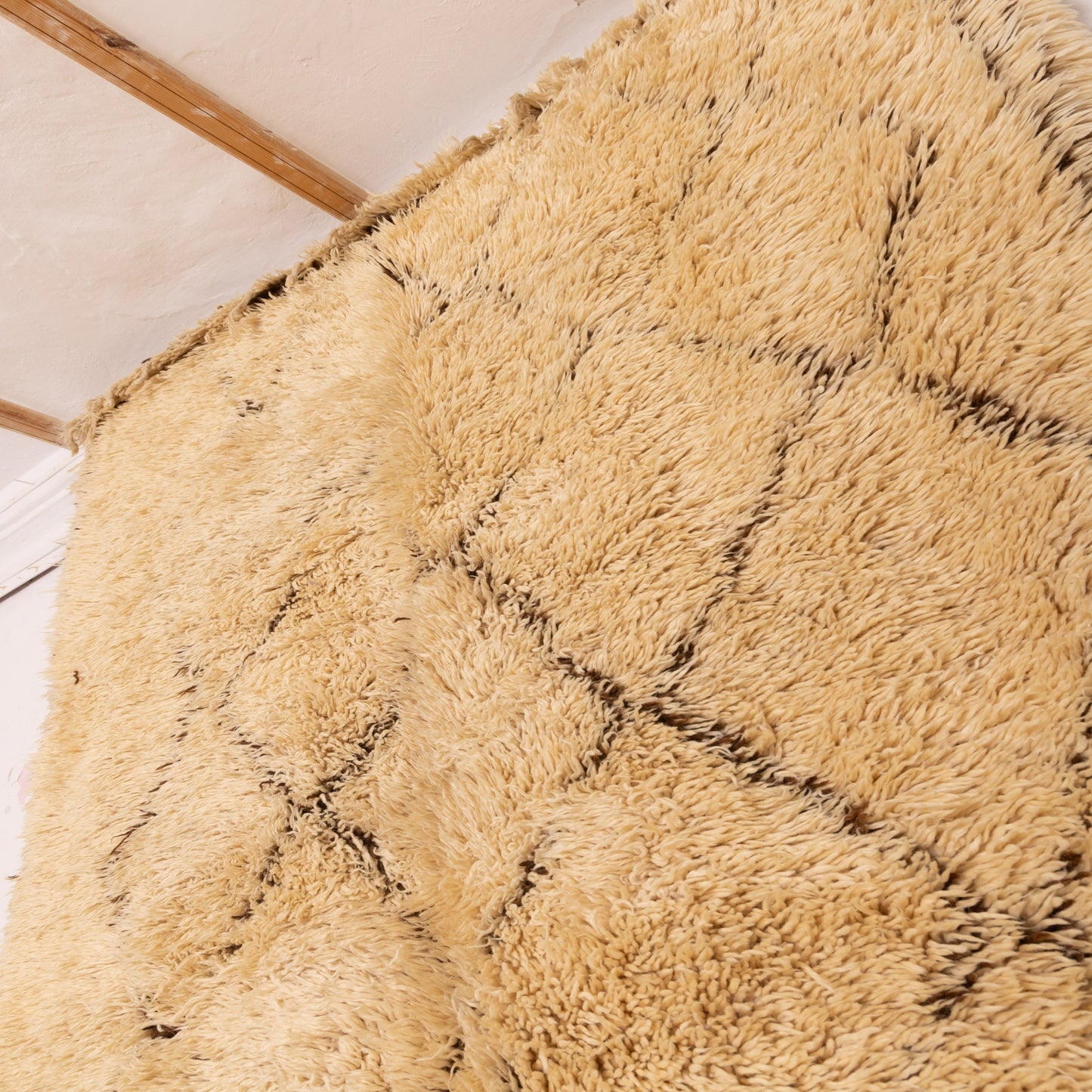 Extra Plush Beni Ourain Moroccan Rug | Thick Wool Vintage Carpet | Handwoven Diamond Pattern | Golden Beige & Brown Border | 100% Wool | Large Cozy Rug  ; 15,09 ft / 6,56 ft