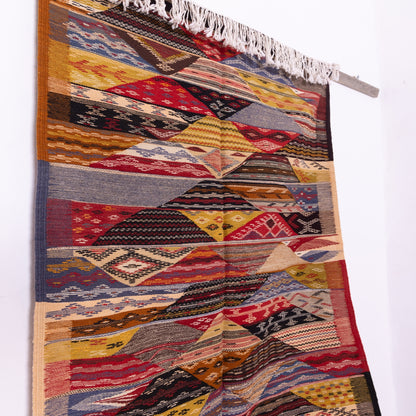 Handwoven Moroccan Akhnif Rug – A Unique Berber Masterpiece ; 6,56 ft / 3,28 ft