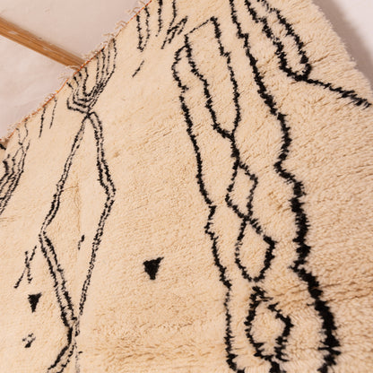 Monochrome Azilal Rug - 80% Wool 20% Cotton Moroccan Handmade - Minimalist Black & White Tribal Carpet