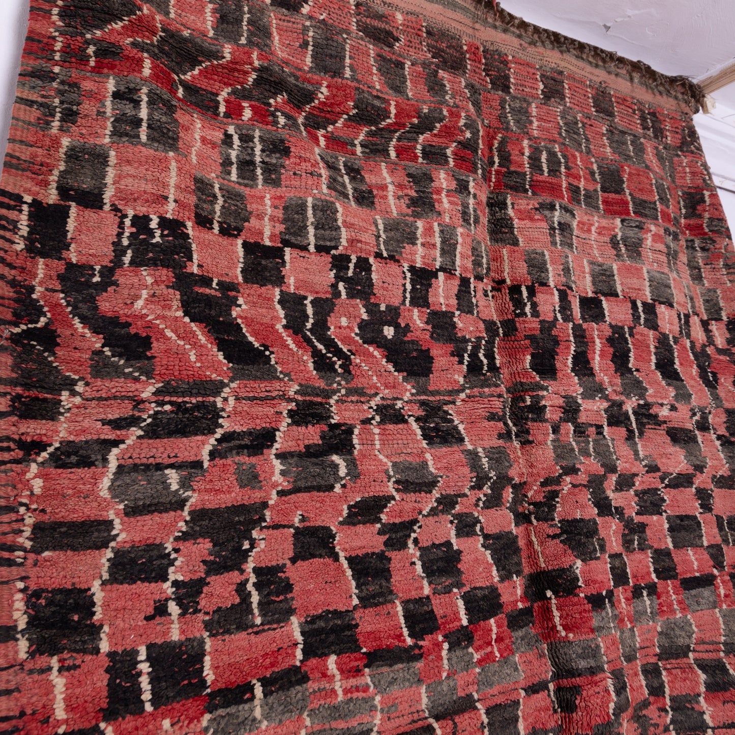 Vintage Moroccan Boujad Rug | Handwoven Berber Wool Carpet ; 8,20 ft / 6,56 ft