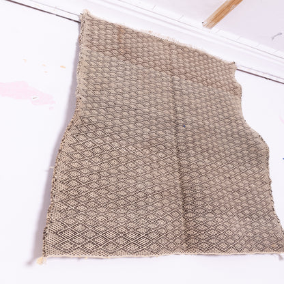 Handwoven Moroccan Akhnif Rug – Geometric Berber Diamond Weave ; 5,25 ft / 3,44 ft