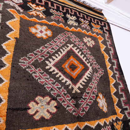 Vintage Moroccan Handwoven Berber Rug – Bold Geometric Tribal Carpet ; 7,22 ft / 4,59 ft