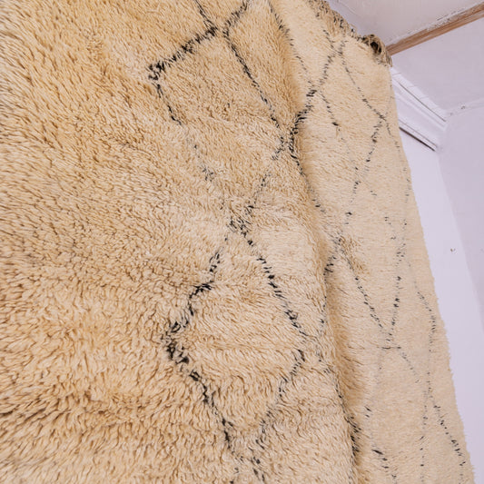 Large Handmade Beni Ourain Rug – Authentic Moroccan Wool Carpet – Minimalist Berber Rug – Plush & Soft Area Rug – Boho Scandinavian Home Decor