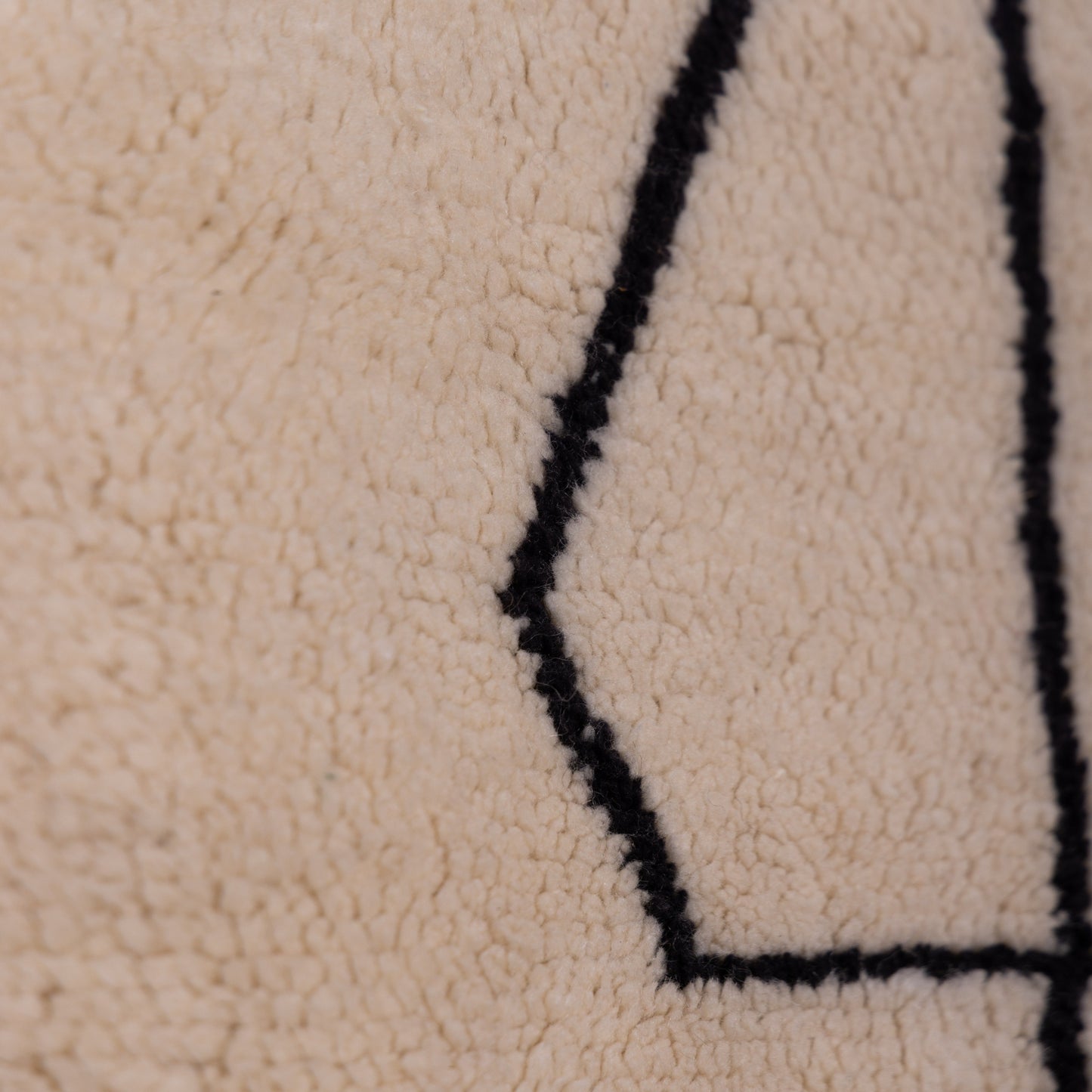 Handmade Mrirt Rug – 100% Wool Moroccan Berber Carpet – Abstract Face Line Art Wool Rug – Luxury Minimalist & Modern Home Decor