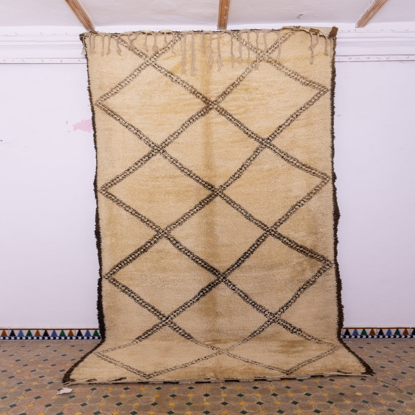 Large Vintage Moroccan Beni Ourain Rug – Handwoven Wool with Classic Diamond Pattern ; 13,29 ft / 6,40 ft