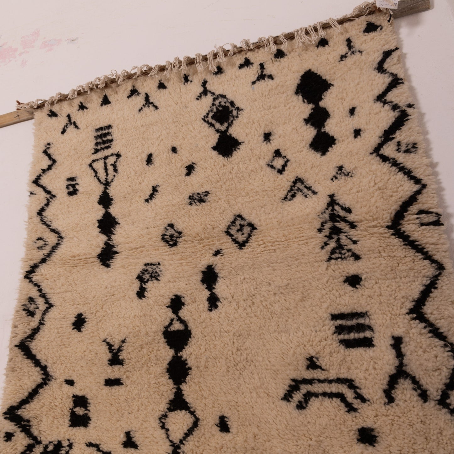 Tribal Black & White Moroccan Wool Rug - Handmade Berber Azilal Wall Hanging - Minimalist Ethnic Runner