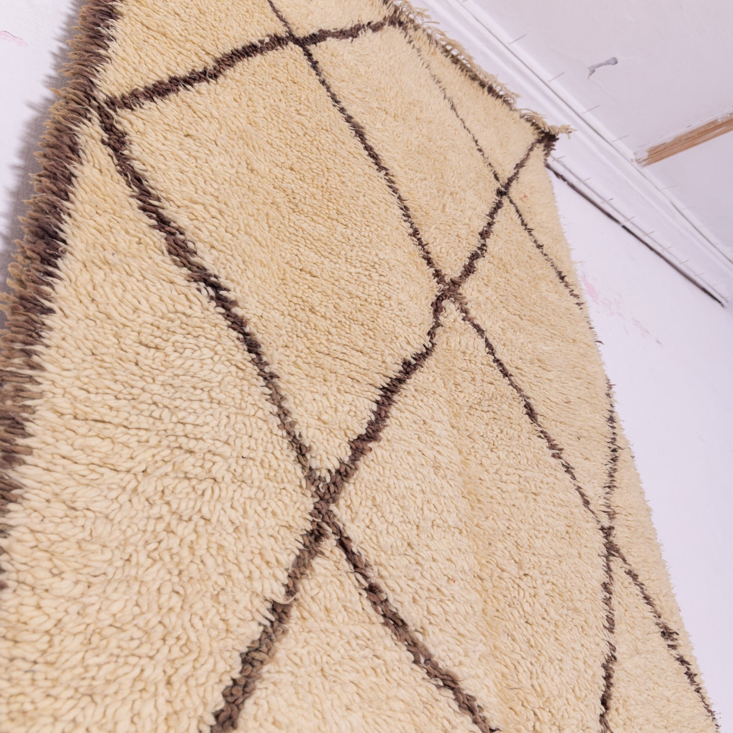 Vintage Moroccan Beni Ourain Runner Rug | Handmade Wool Hallway Carpet ;  10,50 ft / 3,94ft