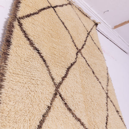 Vintage Moroccan Beni Ourain Runner Rug | Handmade Wool Hallway Carpet ;  10,50 ft / 3,94ft