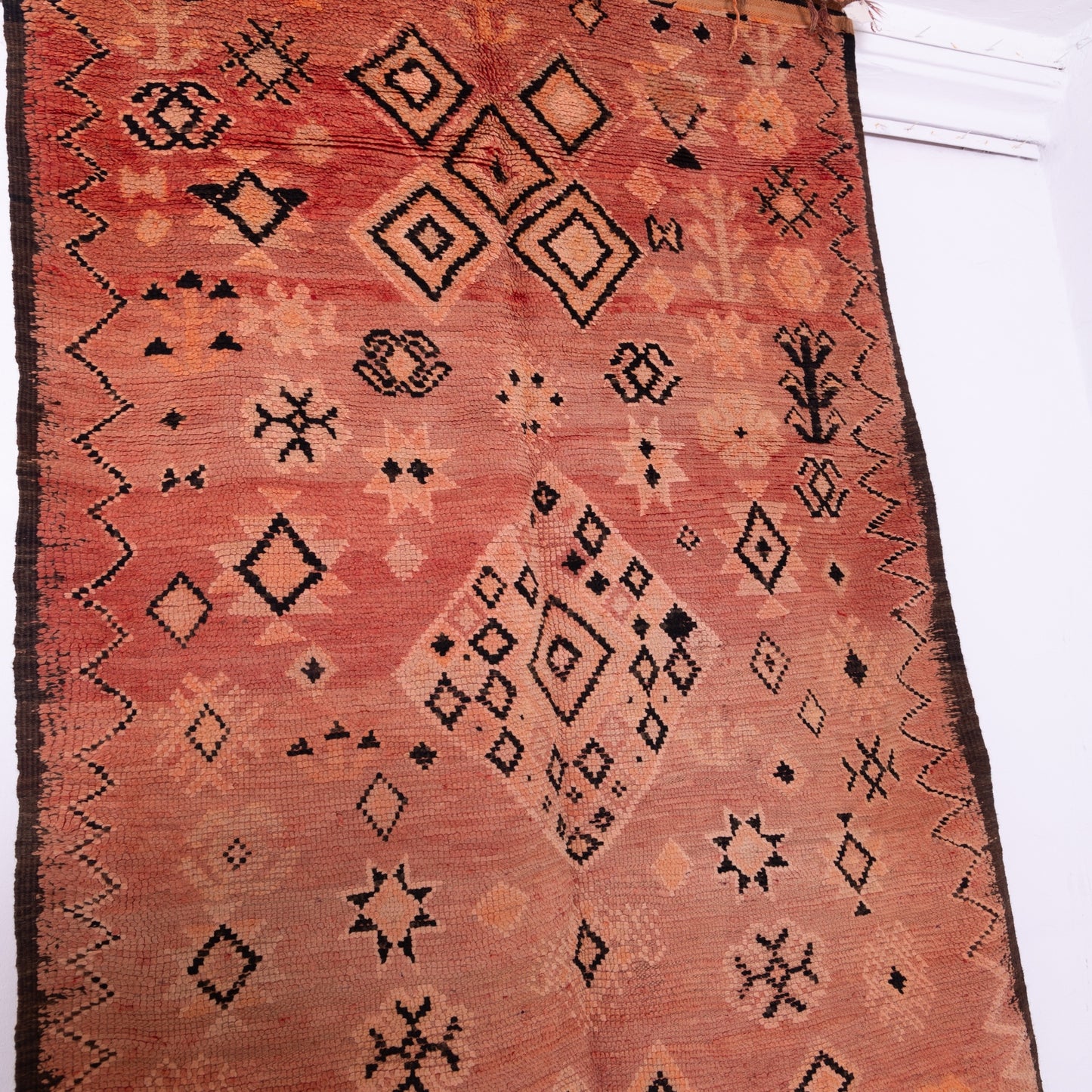 Vintage Moroccan Rehamna Rug – Handwoven Tribal Berber Carpet ; 10,83 ft / 5,58 ft