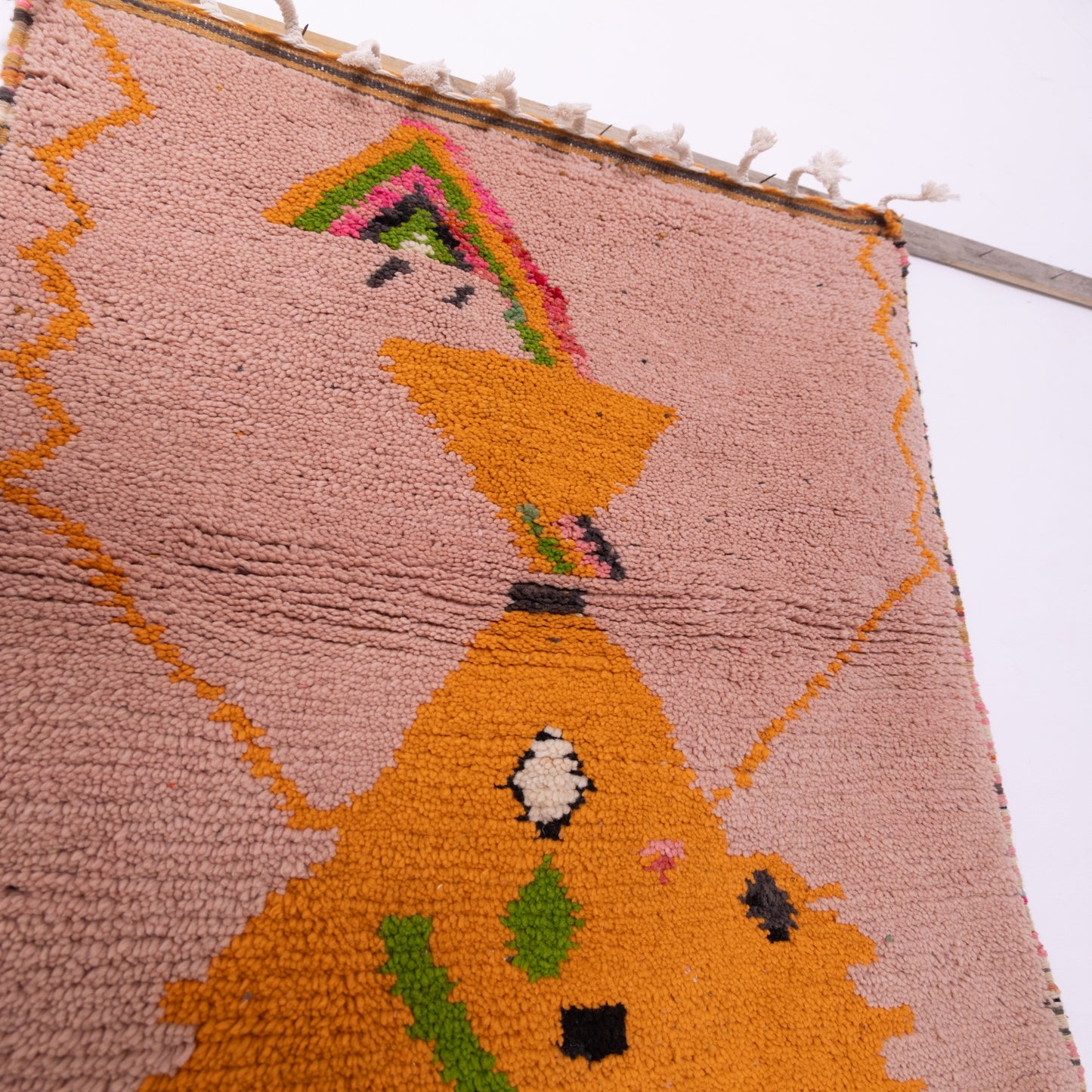 Minimal Abstract Boujad Rug – New Moroccan Wool Rug – Pink & Orange Modern Tribal Design – Handmade Berber Wall Hanging or Accent