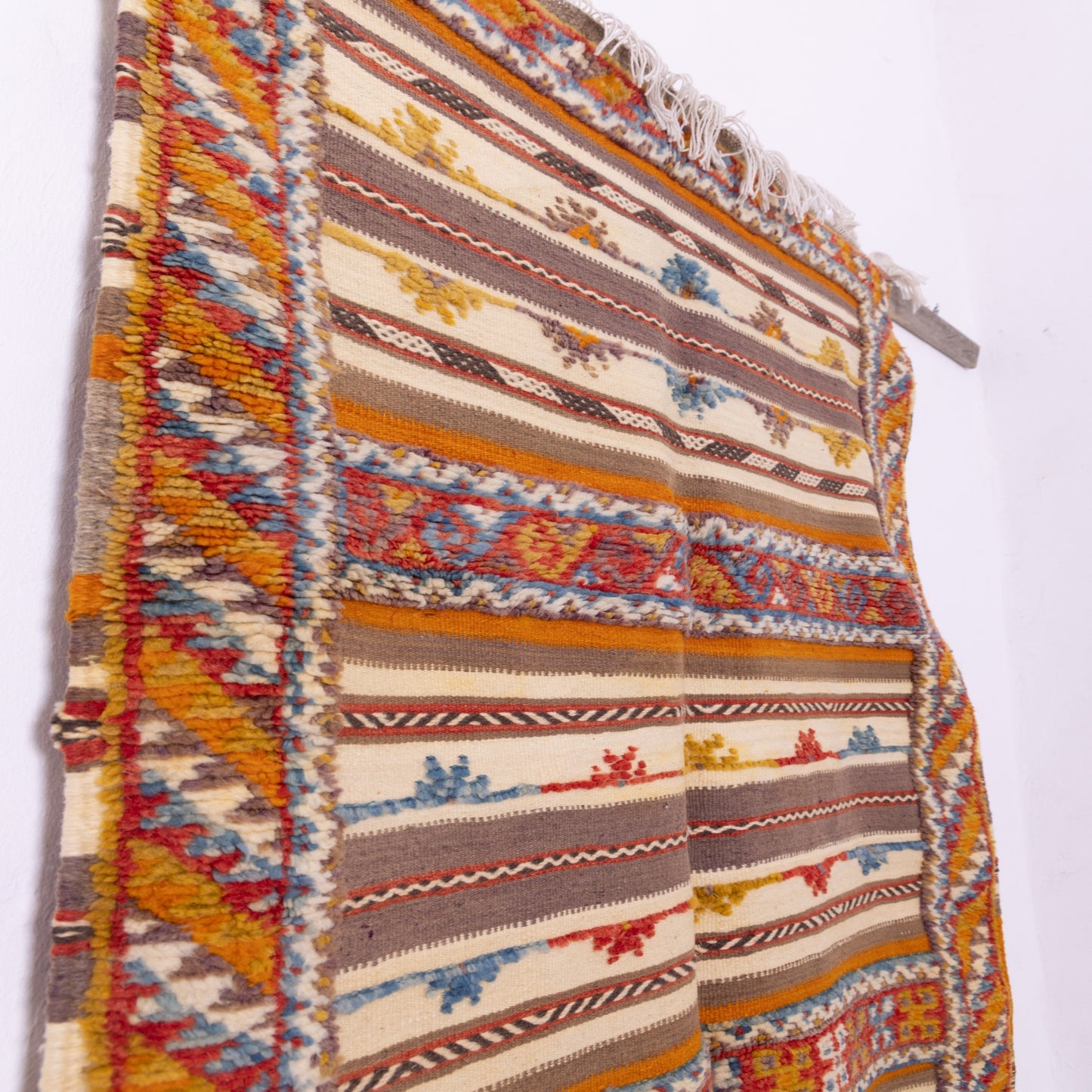 Handwoven Akhnif Berber Rug – Moroccan Tribal Flatweave ;  6,89 ft / 3,28 ft