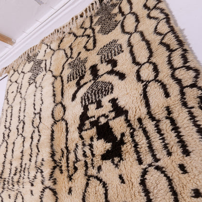 Palm Mirage” – Vintage Beni Ourain Rug with Abstract Pod Motif