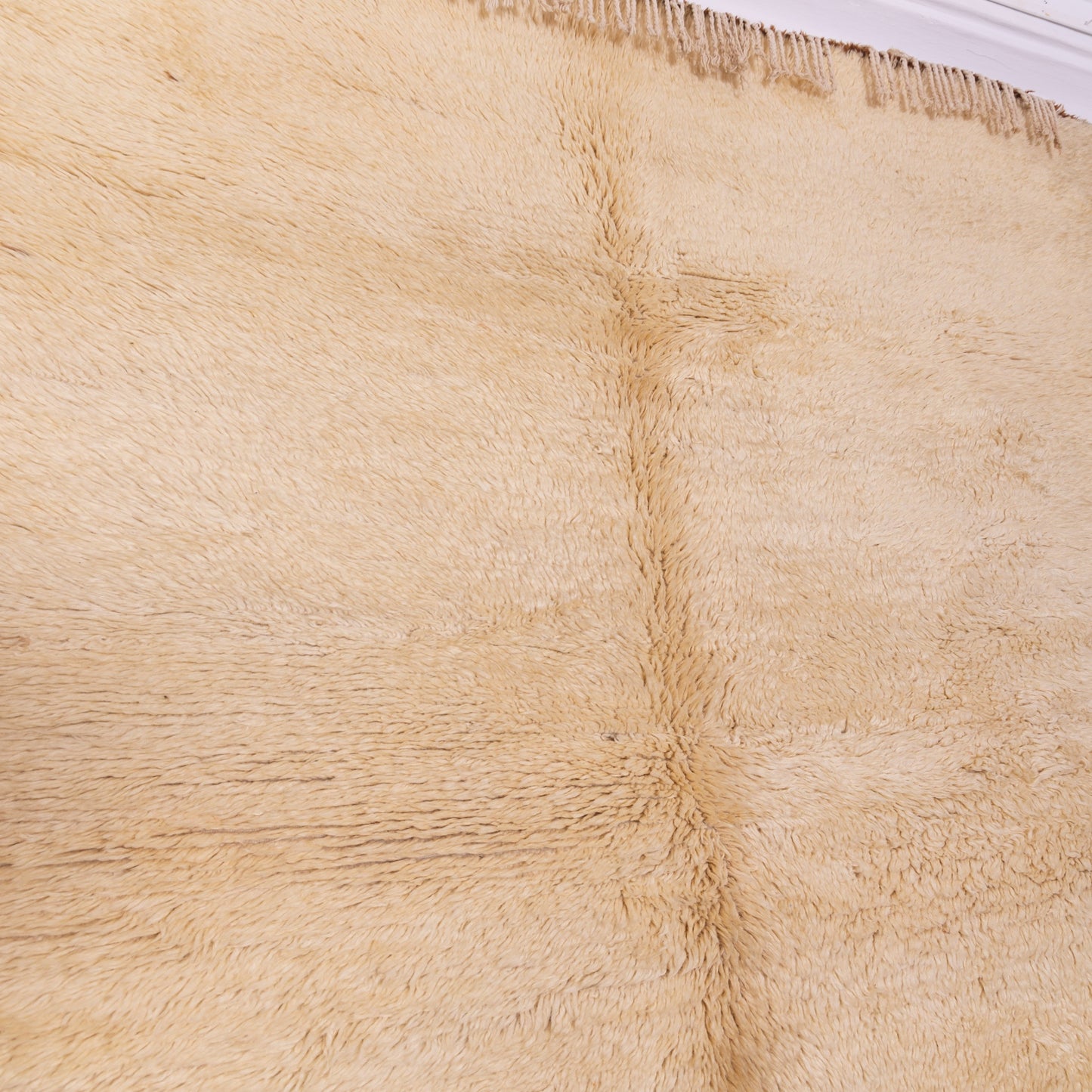 Minimalist Moroccan Beni Ourain Rug | Handwoven Wool Berber Carpet in Soft Ivory ;  8,86 ft / 6,23 ft