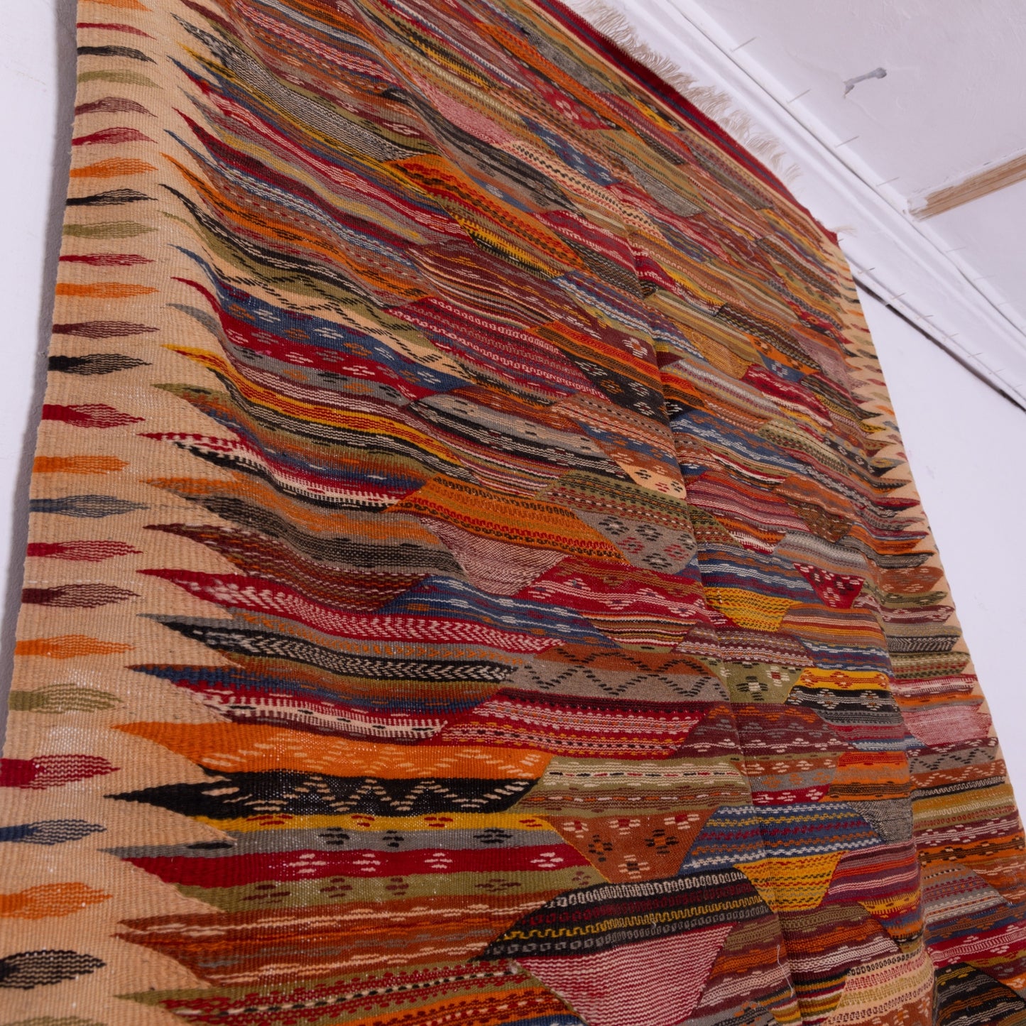 Handwoven Moroccan Akhnif Rug – Authentic Wool & Cotton Berber Carpet ; 2,55 ft /  1,55 ft