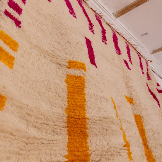 Minimalist Azilal Moroccan Rug - Modern Handwoven Wool & Cotton Carpet - Color Block Tribal Boho Decor